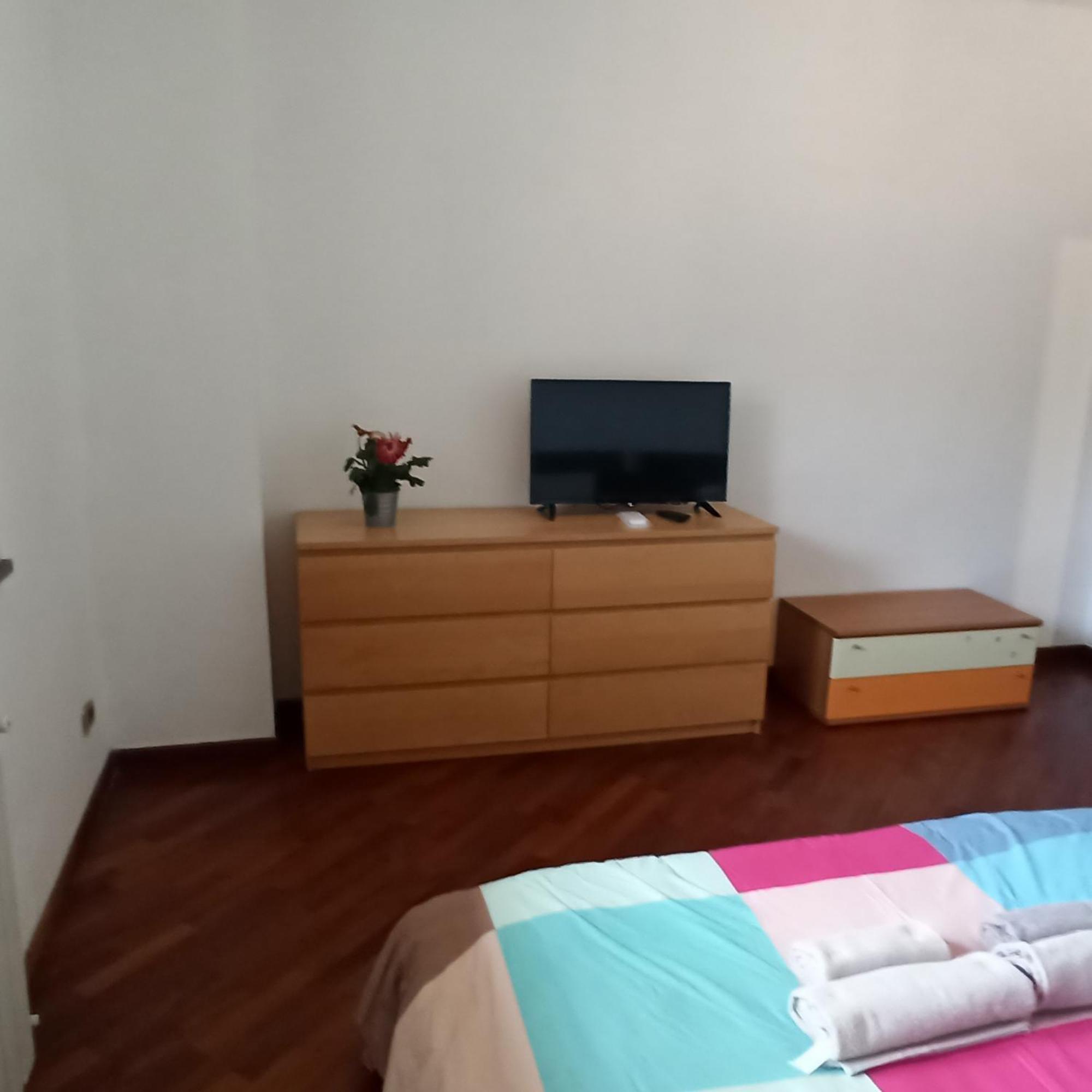 La Circumetnea Home Катания Стая снимка